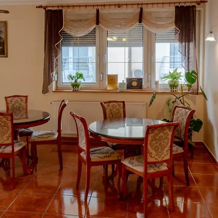 Hürkecz Apartmanház *
