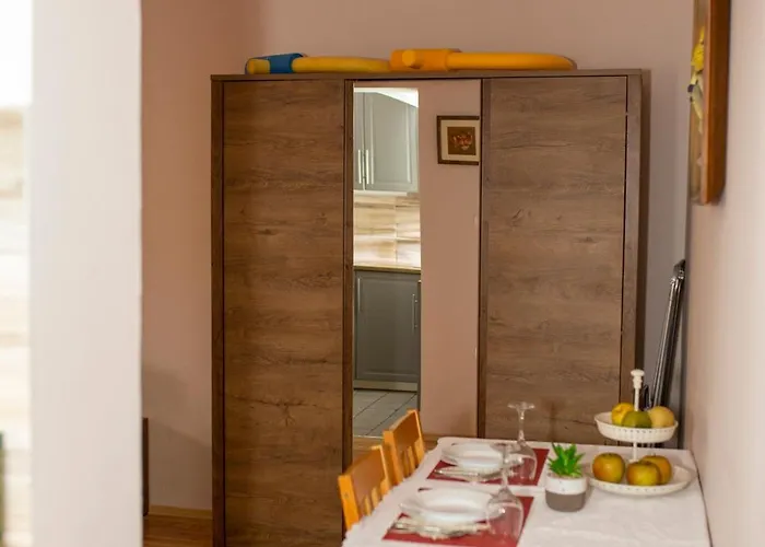 アパート Huerkecz Apartmanhaz *