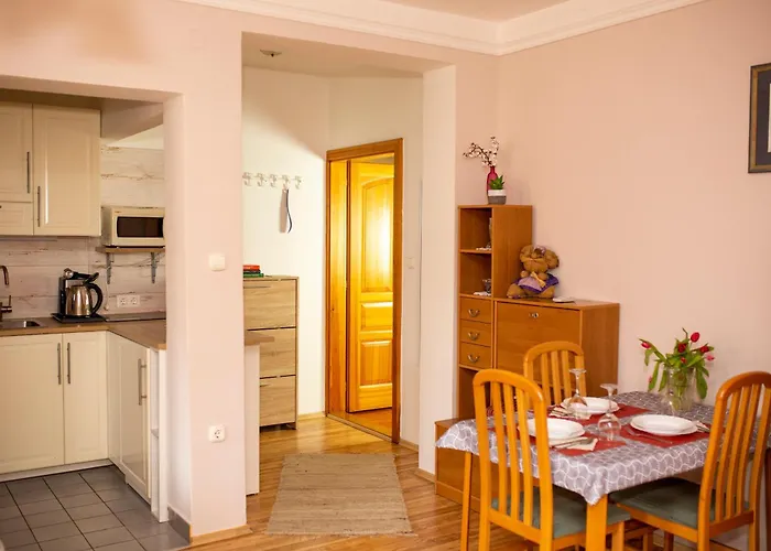 Апартаменты Huerkecz Apartmanhaz *