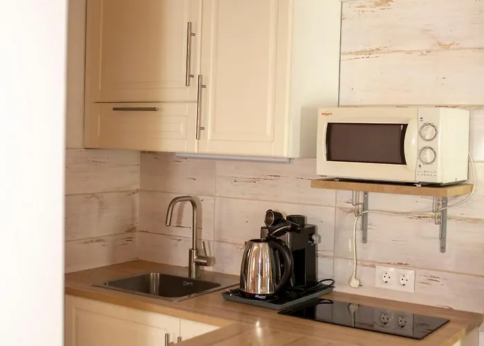 Huerkecz Apartmanhaz Апартаменты *