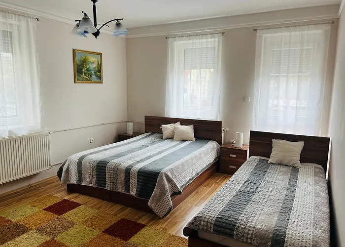 Апартаменты Huerkecz Apartmanhaz Хевиз